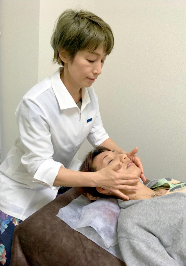 セロトニン分泌促進の施術